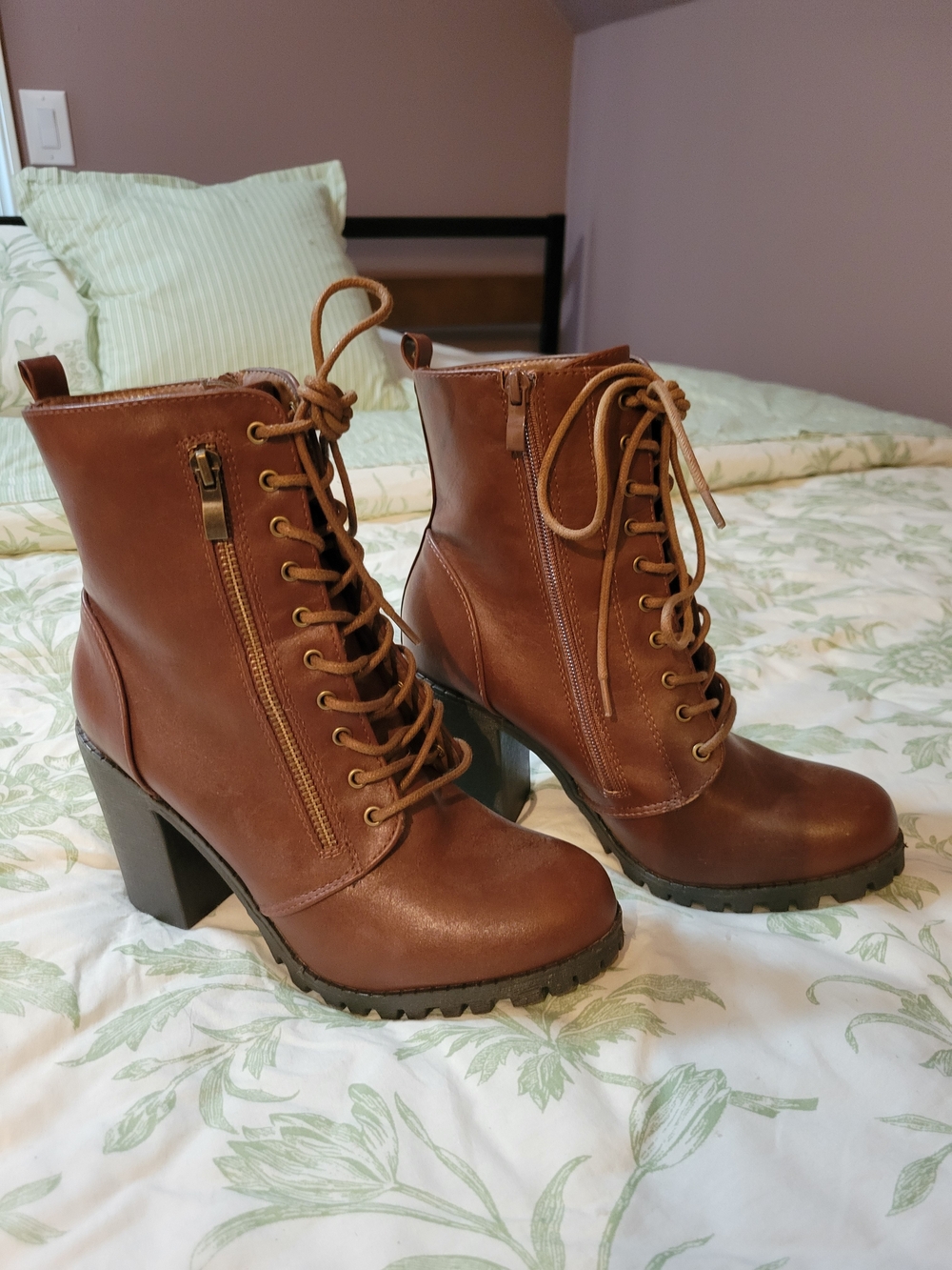 Dream Pairs Brown Lace-Up Chunky Heel Ankle Boots
